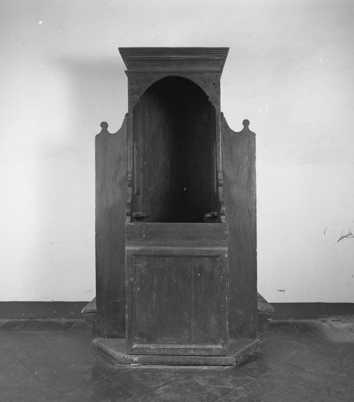 confessionale - bottega toscana (sec. XIX)