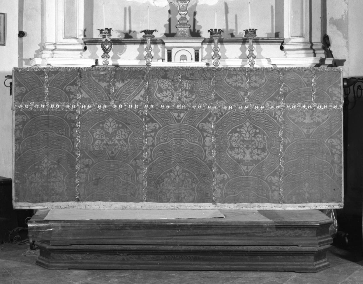 paliotto - manifattura toscana (prima metà sec. XVI)