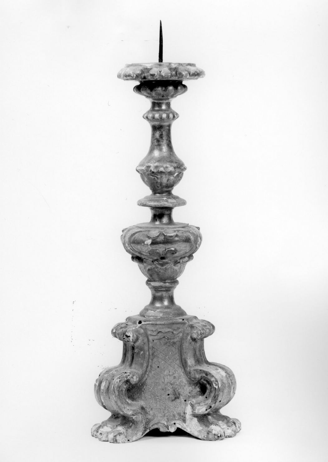 candeliere d'altare, serie - bottega toscana (sec. XVII)