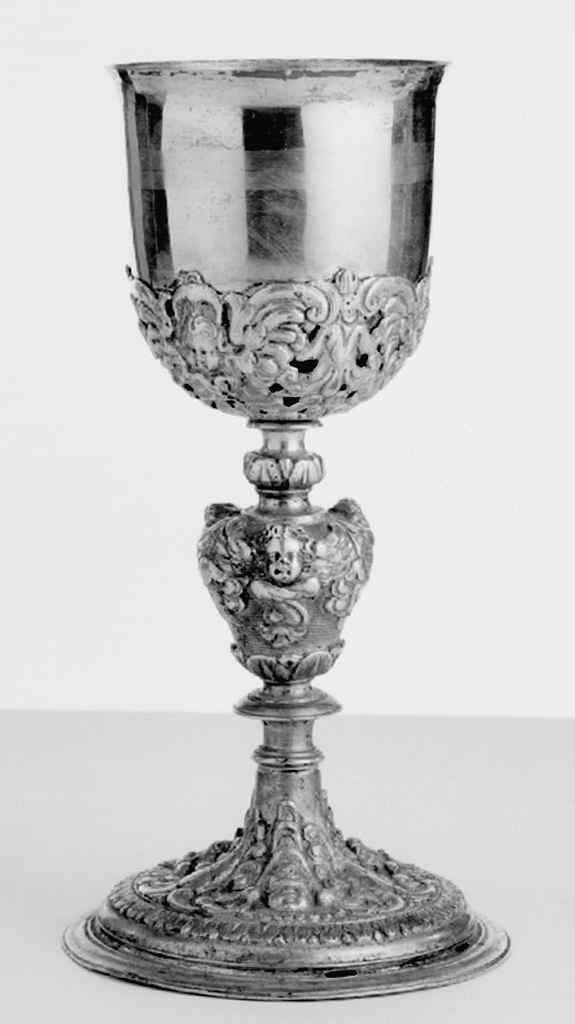 cherubini e motivi decorativi fitomorfi (calice) - bottega toscana (sec. XVII)