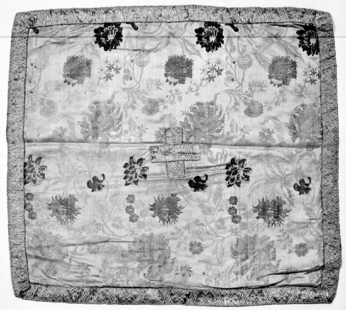 motivi decorativi floreali (velo di calice, elemento d'insieme) - manifattura italiana (prima metà sec. XVIII)