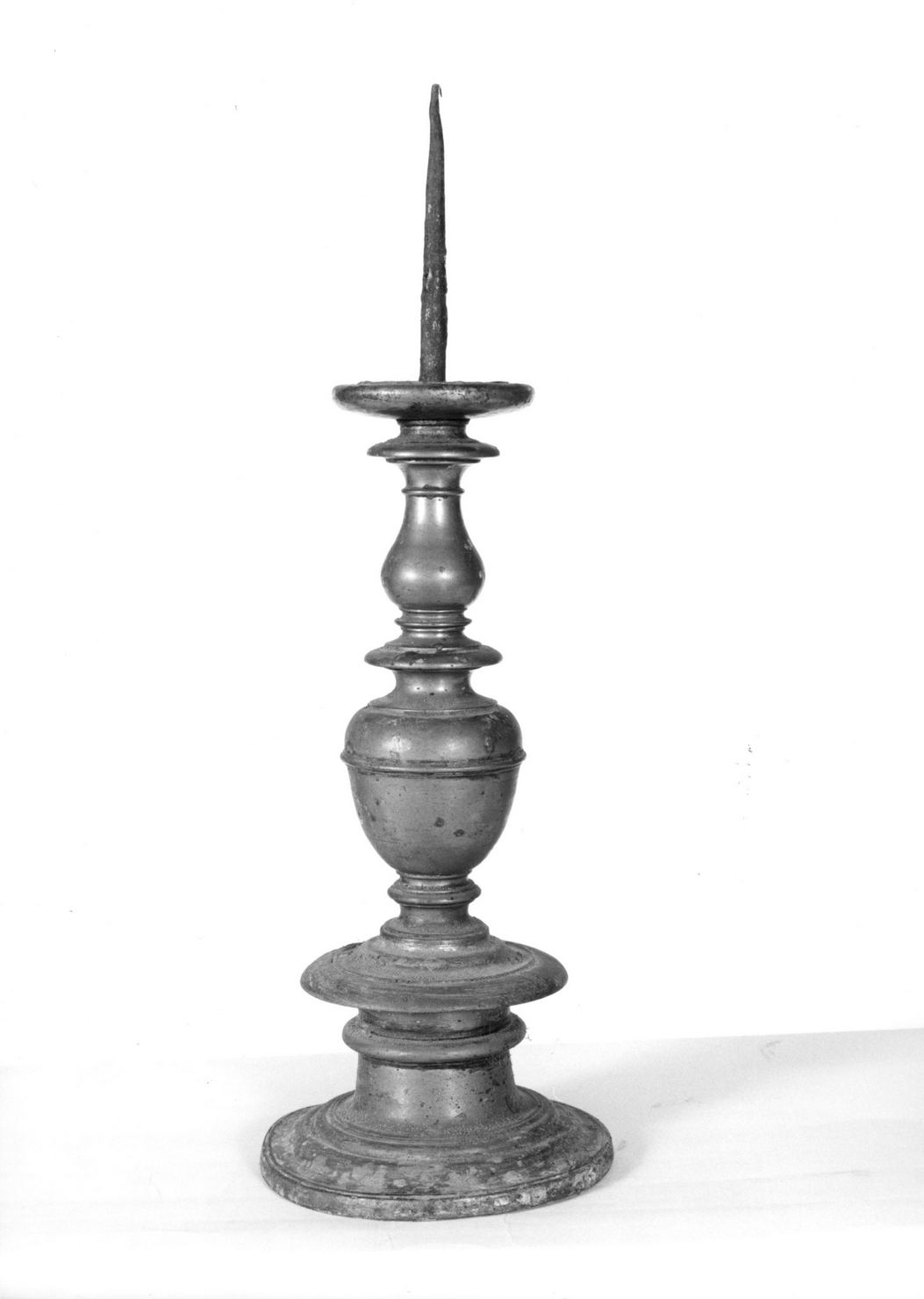 candeliere d'altare - bottega italiana (prima metà sec. XVII)