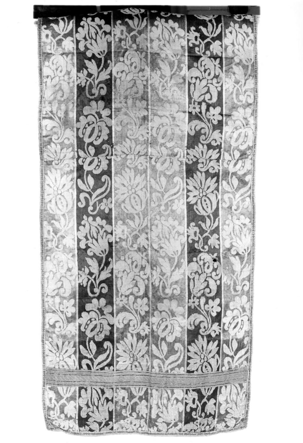 velo omerale, serie - manifattura toscana (metà sec. XVII)