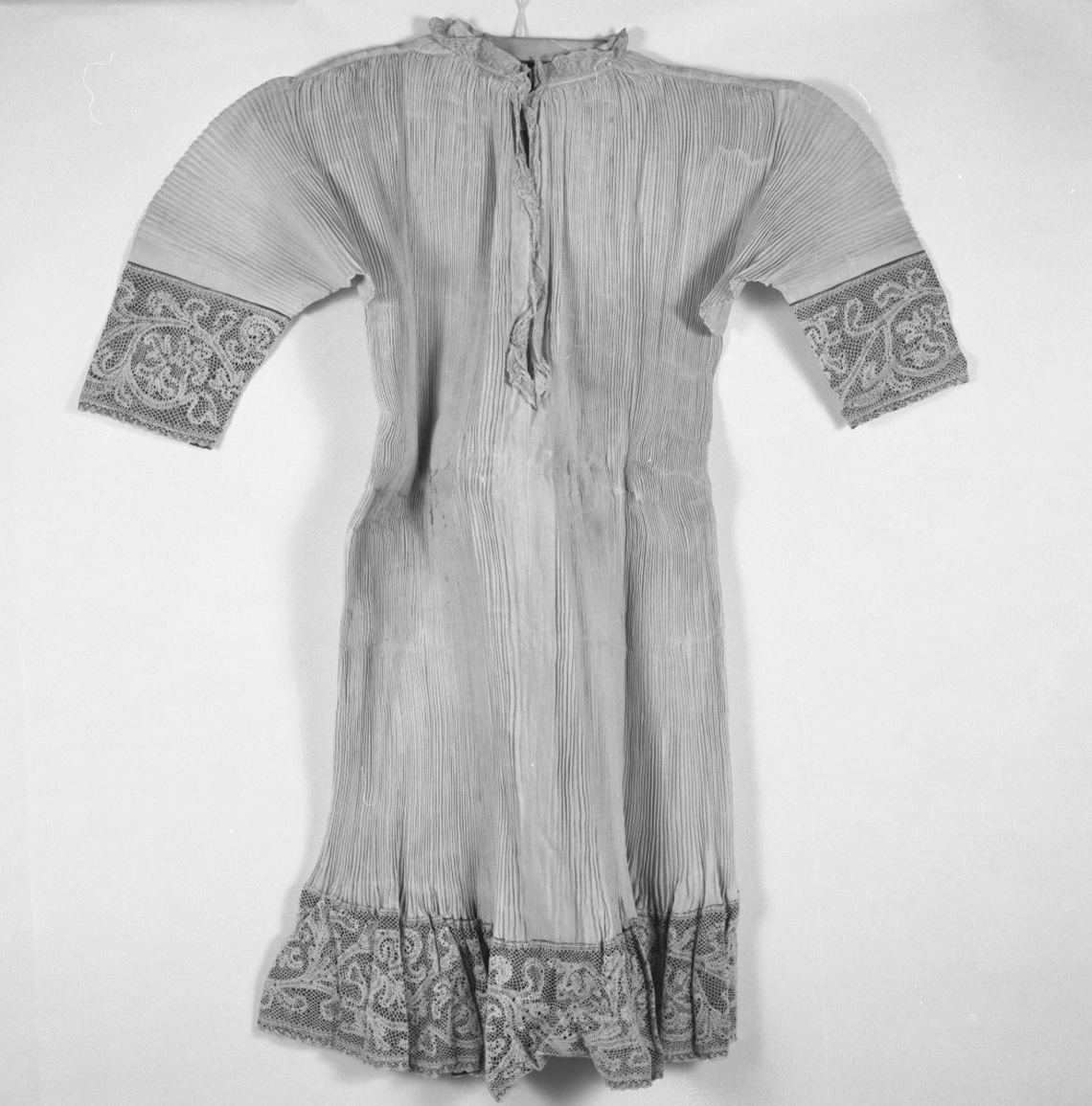 camice - manifattura italiana (fine sec. XVIII)