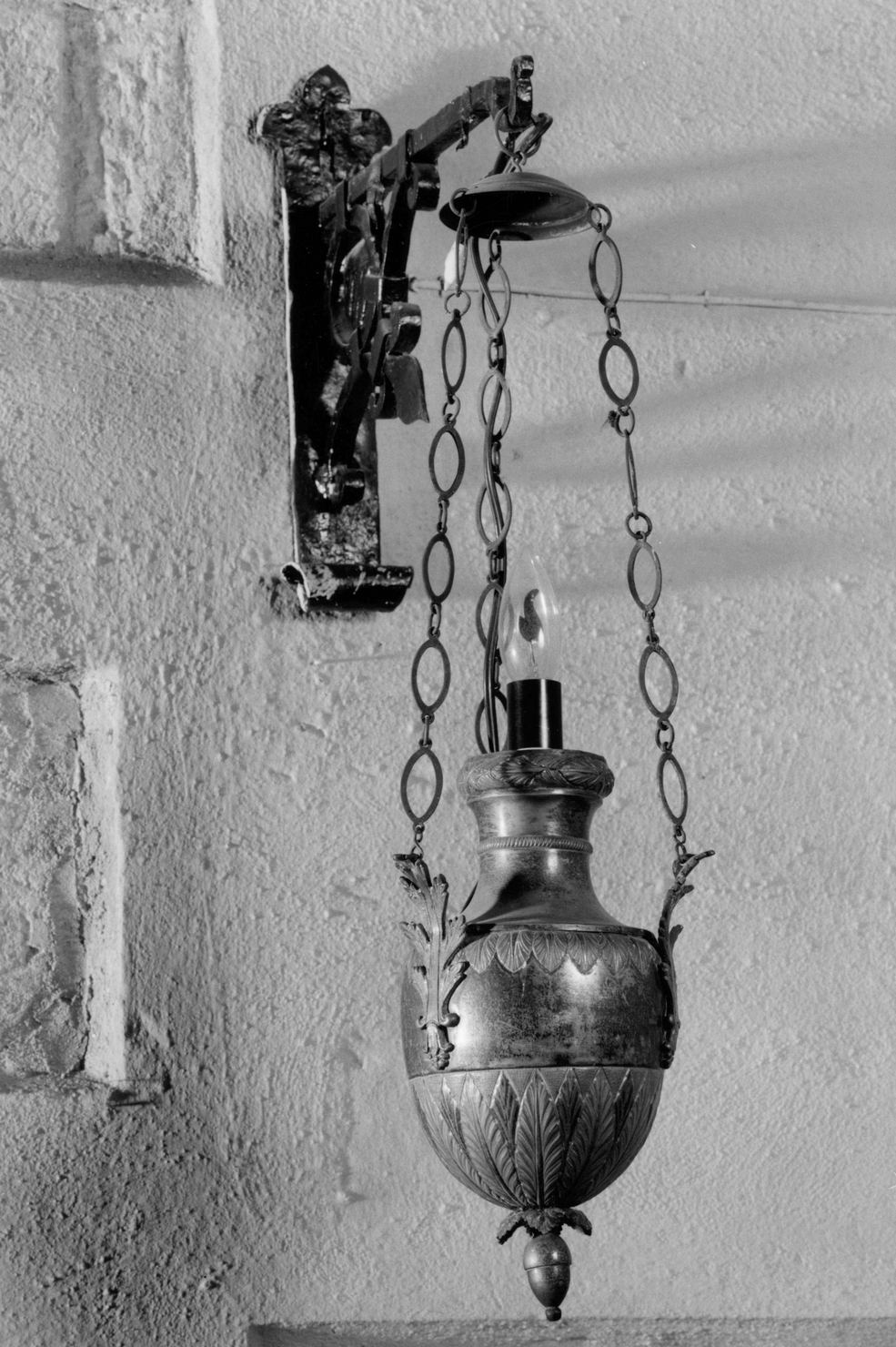 lampada pensile, serie - manifattura senese (sec. XIX)