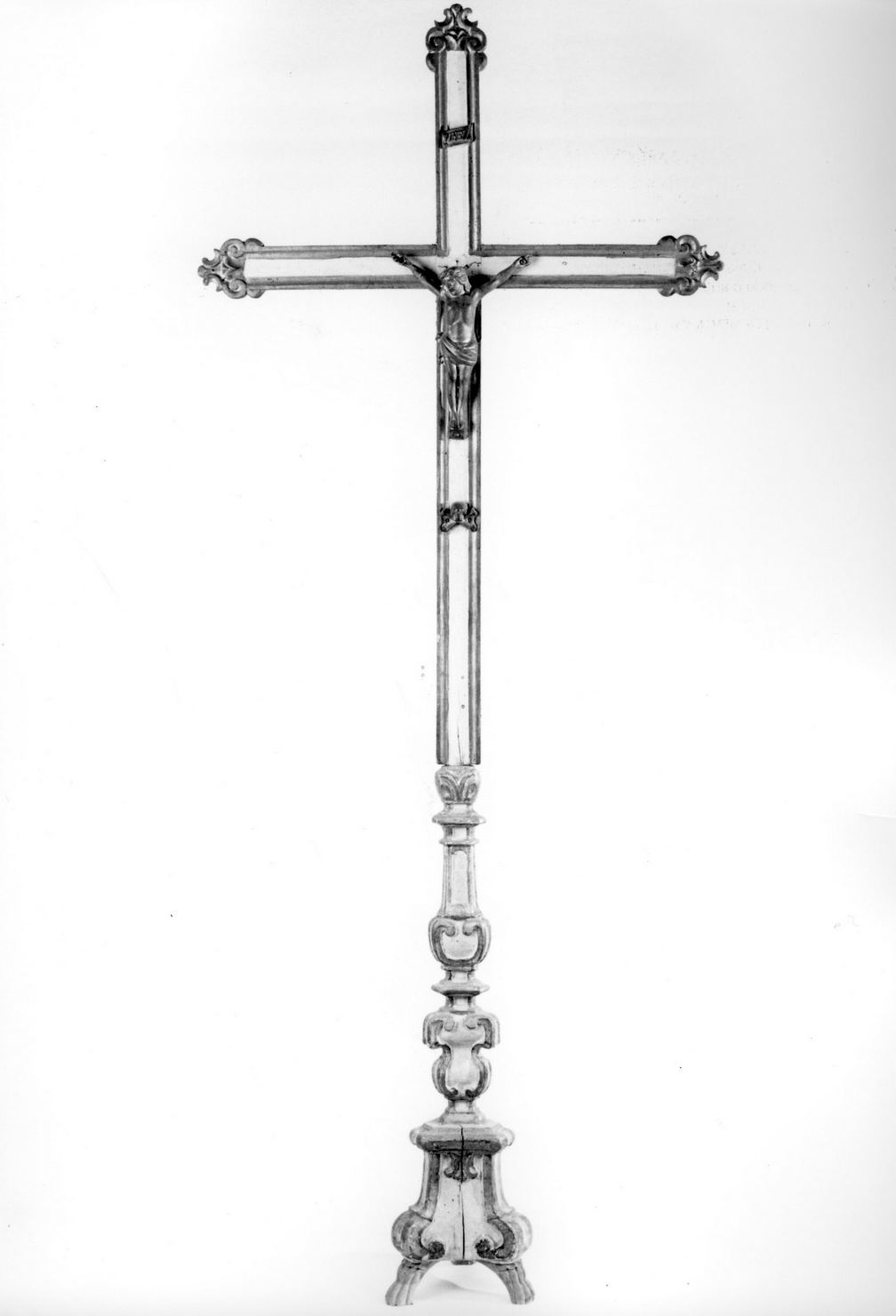 Cristo crocifisso (croce d'altare) - bottega toscana (seconda metà sec. XIX)