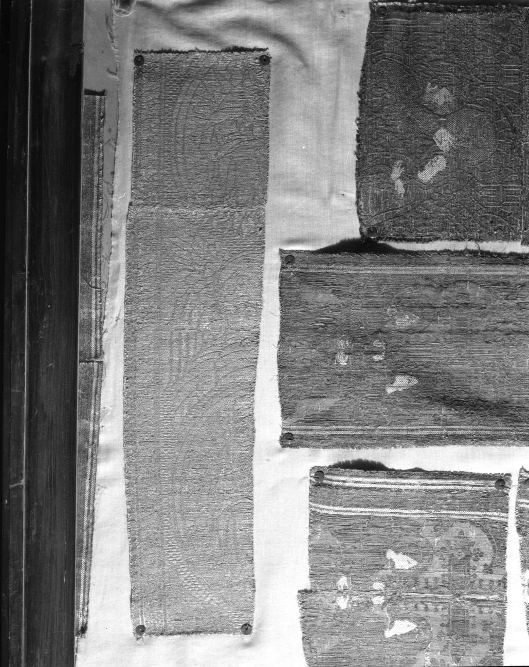 assunzione della Madonna (tessuto, frammento) - manifattura fiorentina (fine/inizio secc. XV/ XVI)