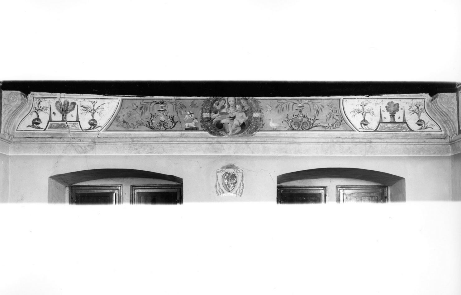 Madonna con Bambino e angeli (dipinto, complesso decorativo) - ambito senese (sec. XVI)