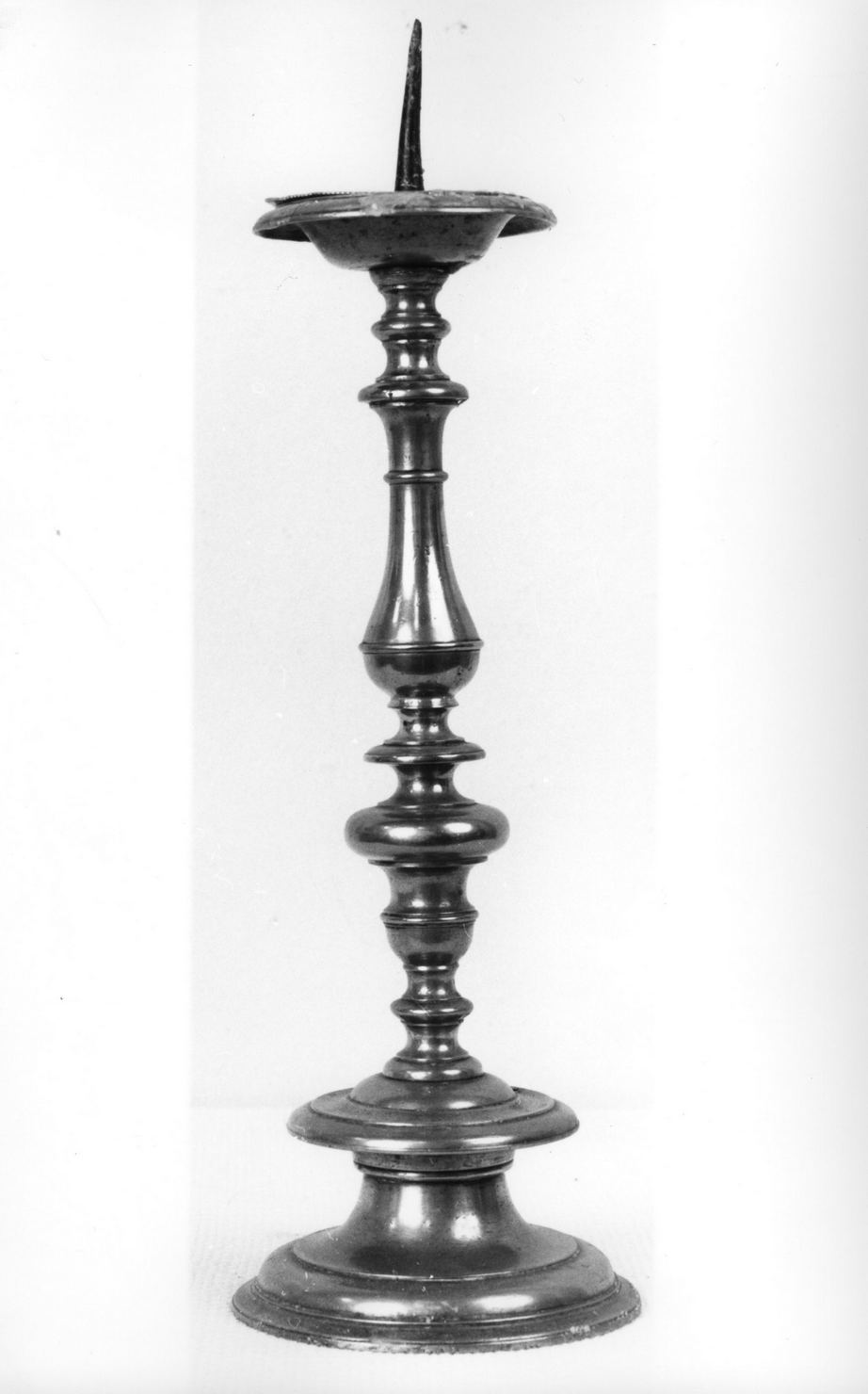 candeliere d'altare, serie - produzione toscana (seconda metà sec. XVIII)