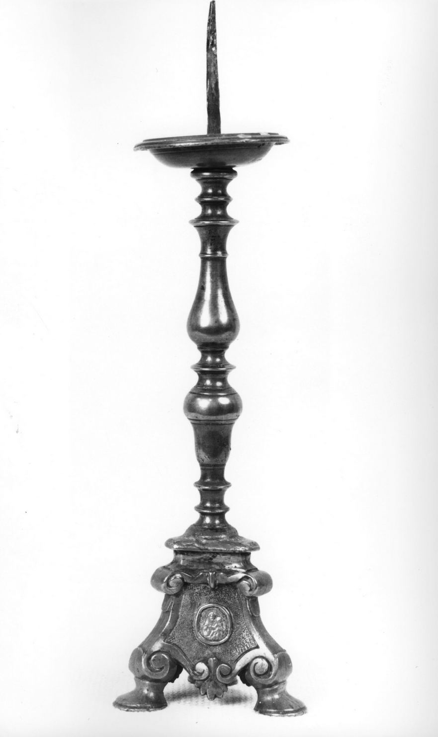 Madonna con Bambino (candeliere d'altare, serie) - produzione toscana (sec. XVIII)