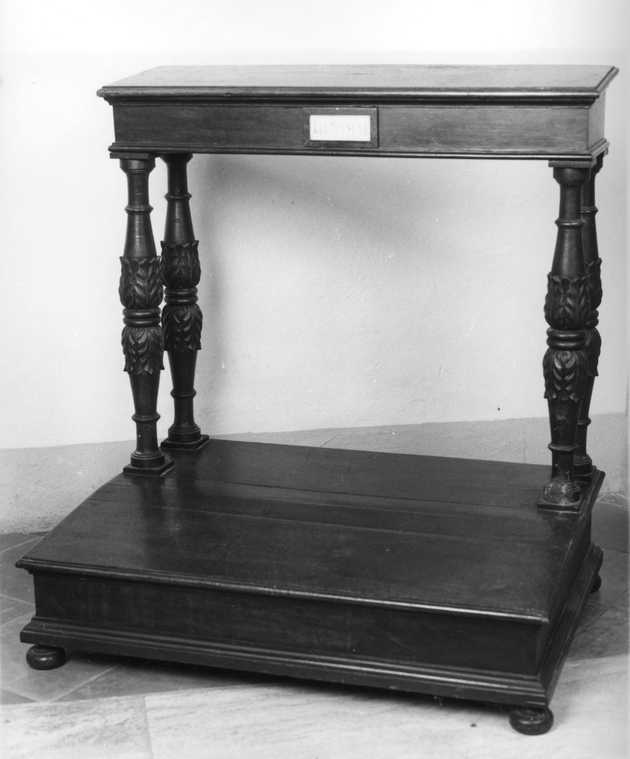 inginocchiatoio - produzione toscana (seconda metà sec. XIX)