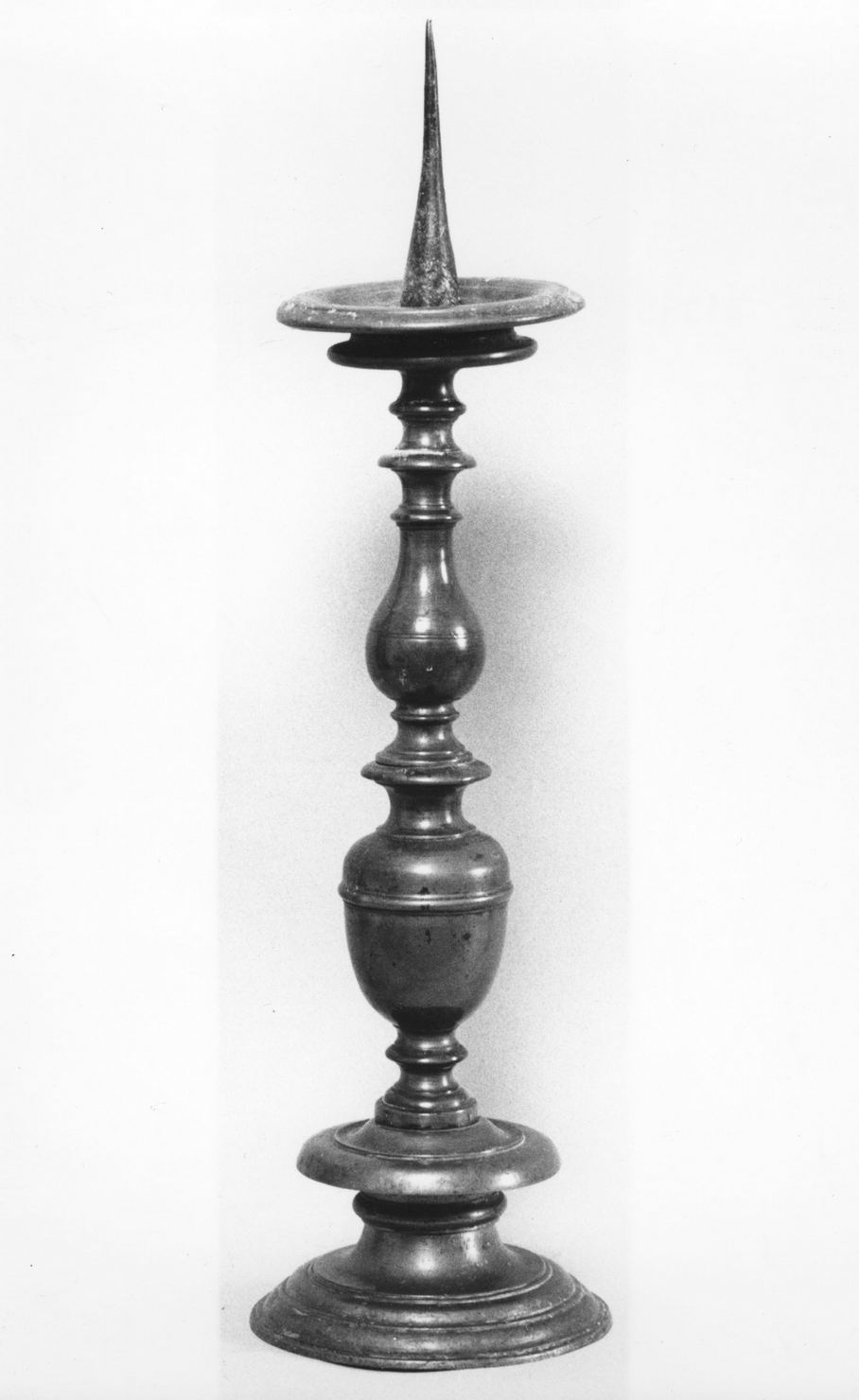 candeliere, serie - bottega italiana (fine/inizio secc. XVIII/ XIX)