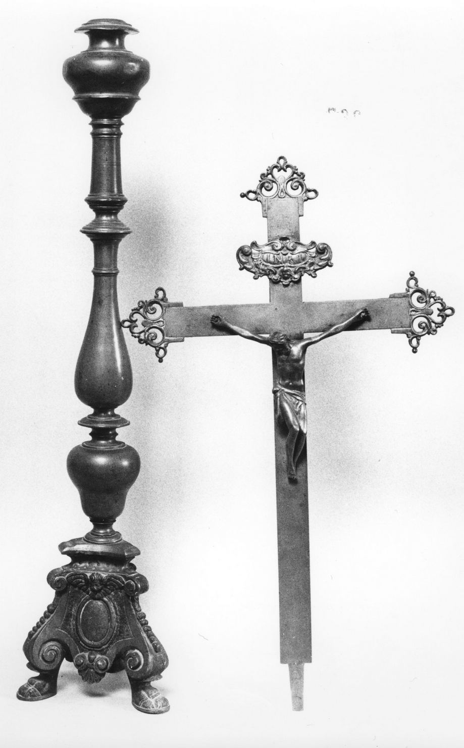 Cristo crocifisso (croce d'altare) - bottega toscana (inizio sec. XVIII)
