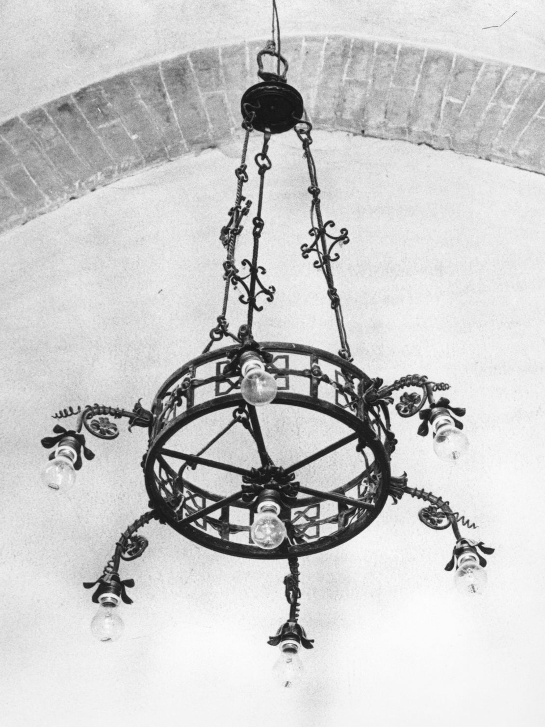 lampadario - bottega toscana (prima metà sec. XX)