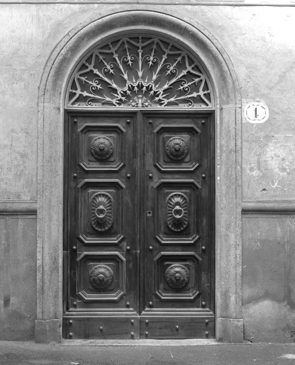 portone - bottega toscana (sec. XX)