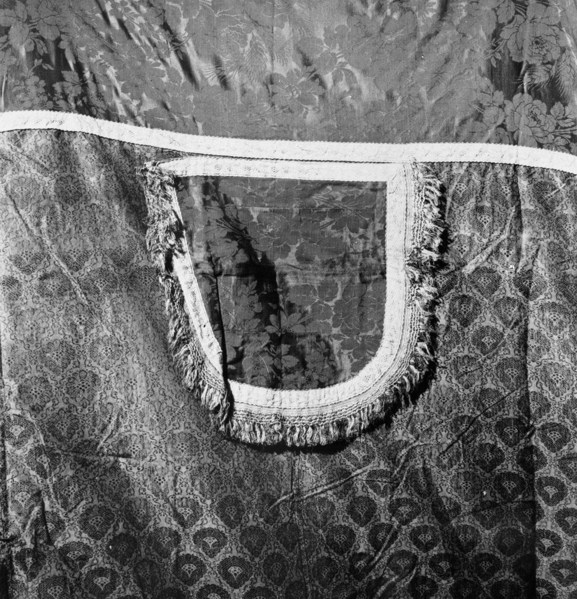 piviale - manifattura toscana, manifattura toscana (sec. XVI, secc. XIX/ XX)