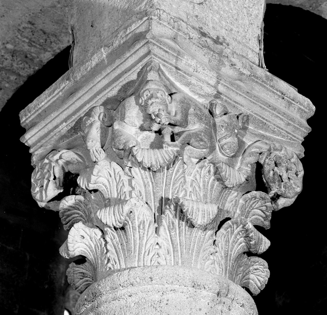 capitello di colonna, elemento d'insieme di Bonamico Pisano (attribuito) (seconda metà sec. XII)