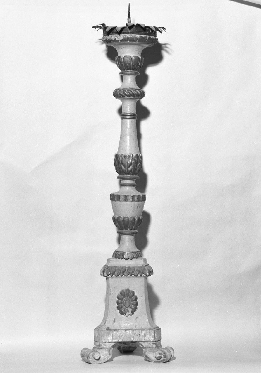 candeliere d'altare, serie - bottega toscana (secc. XVIII/ XIX)