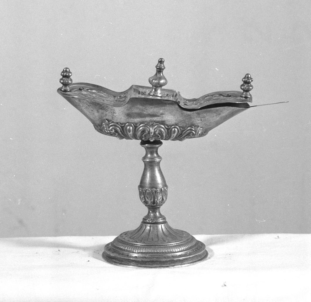 navicella portaincenso - a doppia valva - bottega toscana (sec. XVIII)