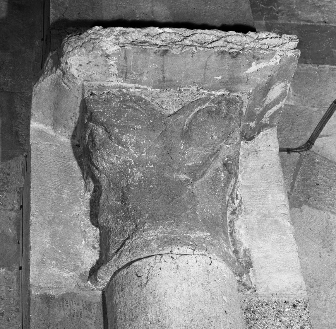 semicapitello, elemento d'insieme - ambito senese (sec. XII)