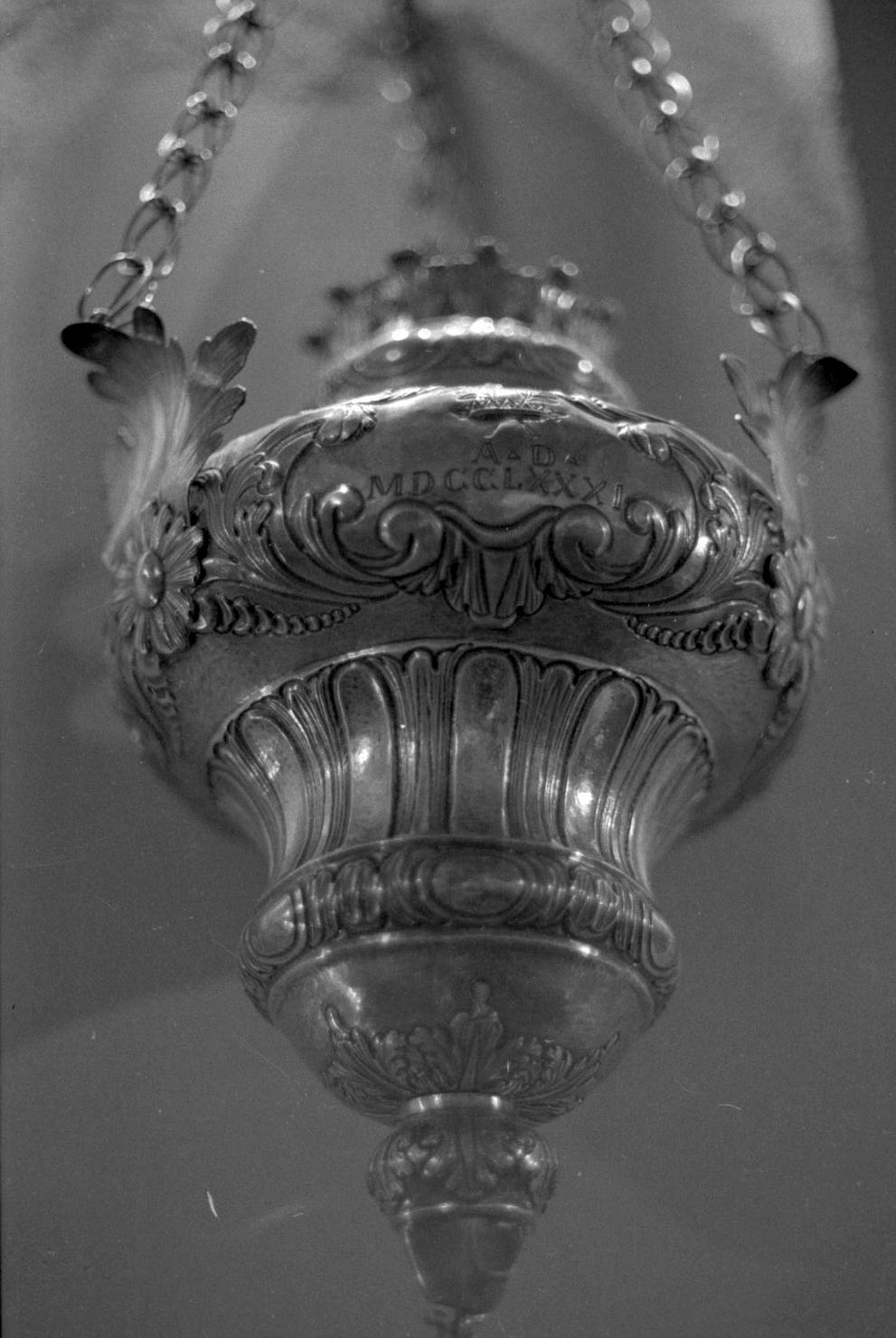 lampada pensile a vaso - bottega toscana (sec. XVIII)
