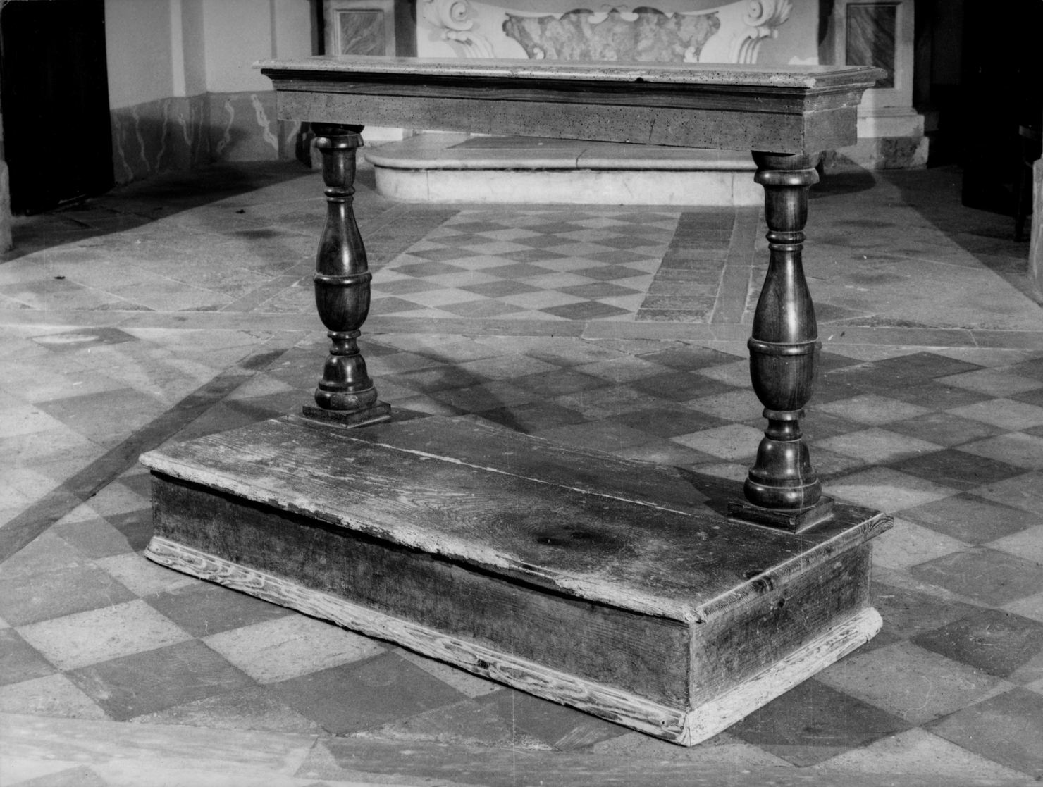 inginocchiatoio - bottega toscana (sec. XIX)