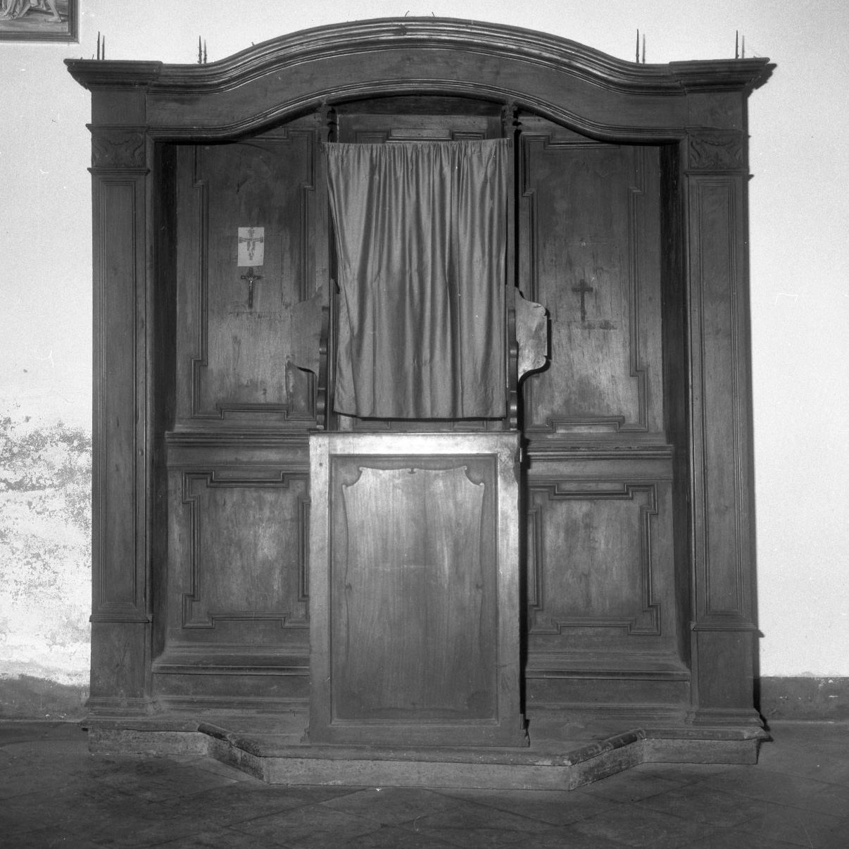 confessionale - bottega toscana (sec. XIX)