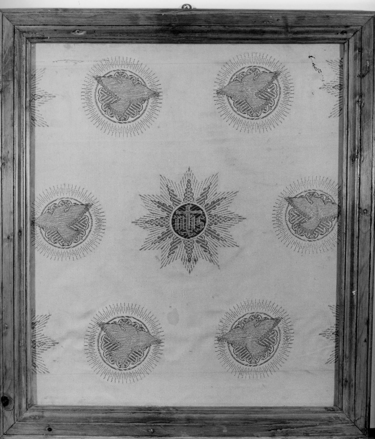 tovaglia d'altare, frammento - manifattura senese (prima metà sec. XX)