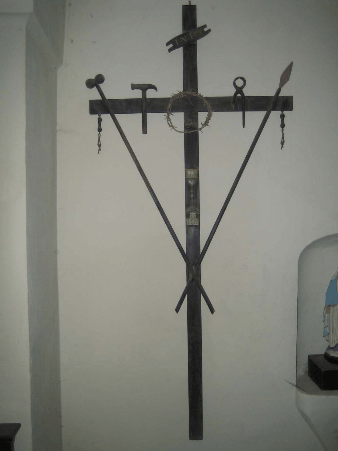 strumenti della passione (croce penitenziale) - bottega senese (metà sec. XIX)