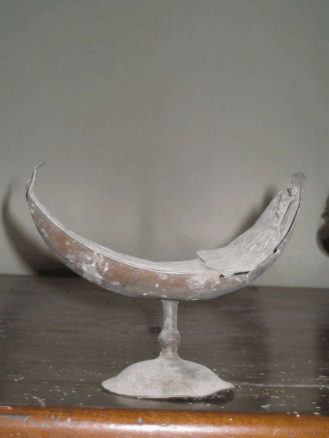 monogramma cristologico (navicella portaincenso - a doppia valva) - bottega senese (metà sec. XIX)