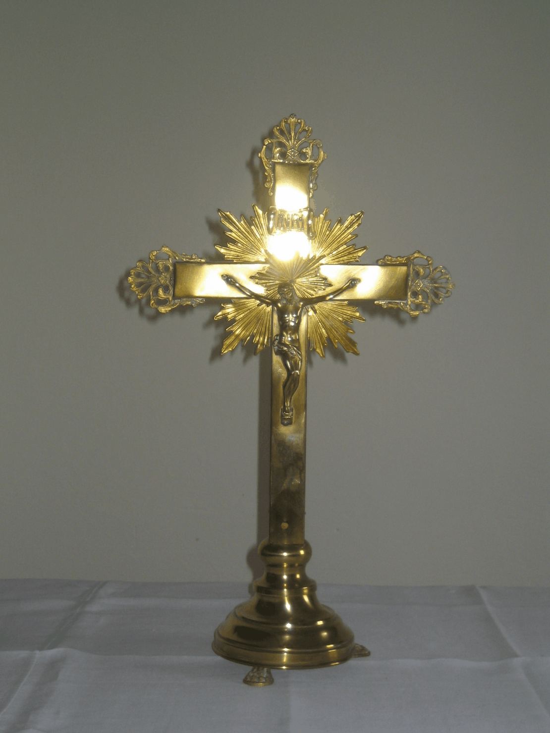 croce d'altare - bottega toscana (fine/inizio secc. XIX/ XX)