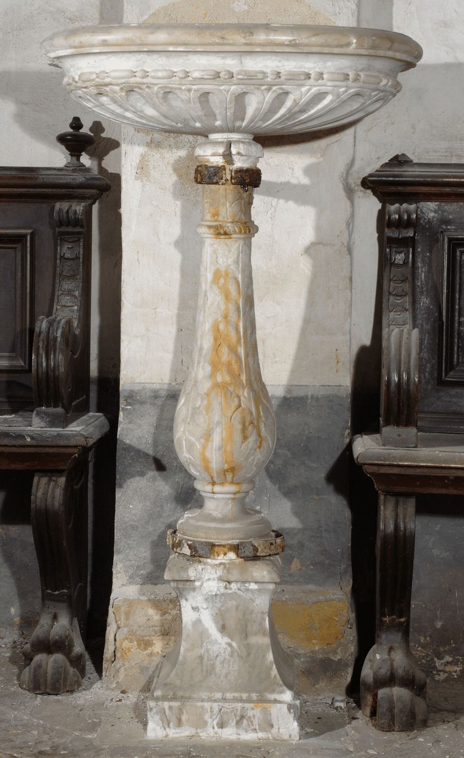 acquasantiera - a fusto - bottega senese (sec. XVIII)