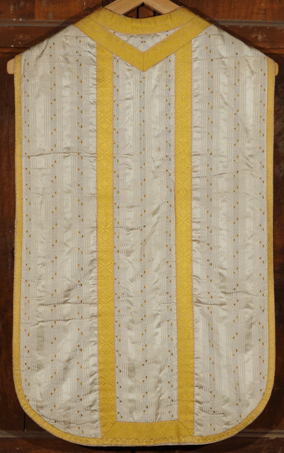 motivi decorativi floreali (pianeta) - manifattura senese (seconda metà sec. XIX)