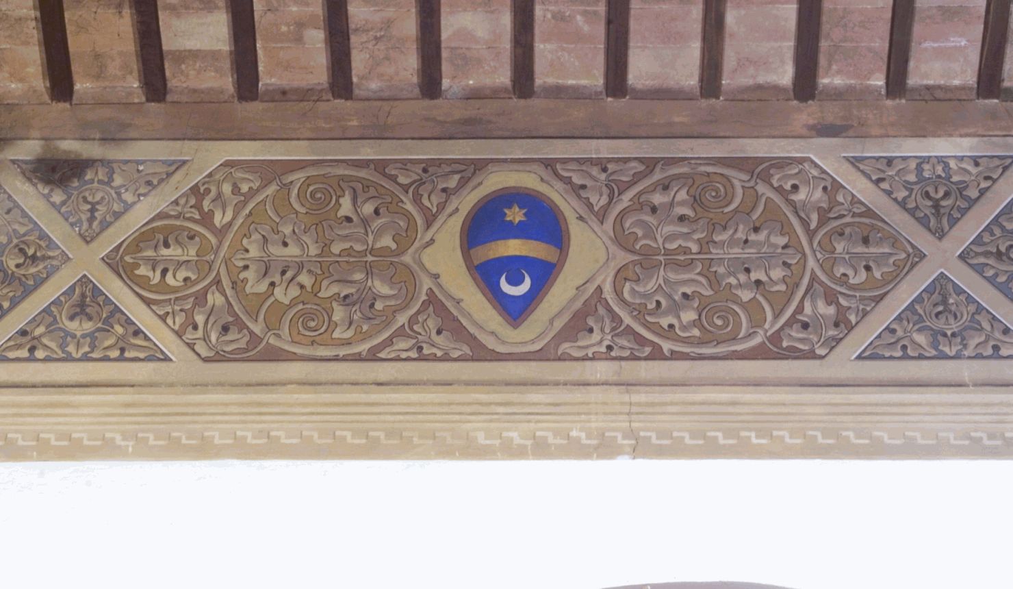 stemma gentilizio (decorazione pittorica, complesso decorativo) - bottega toscana (prima metà sec. XIX)