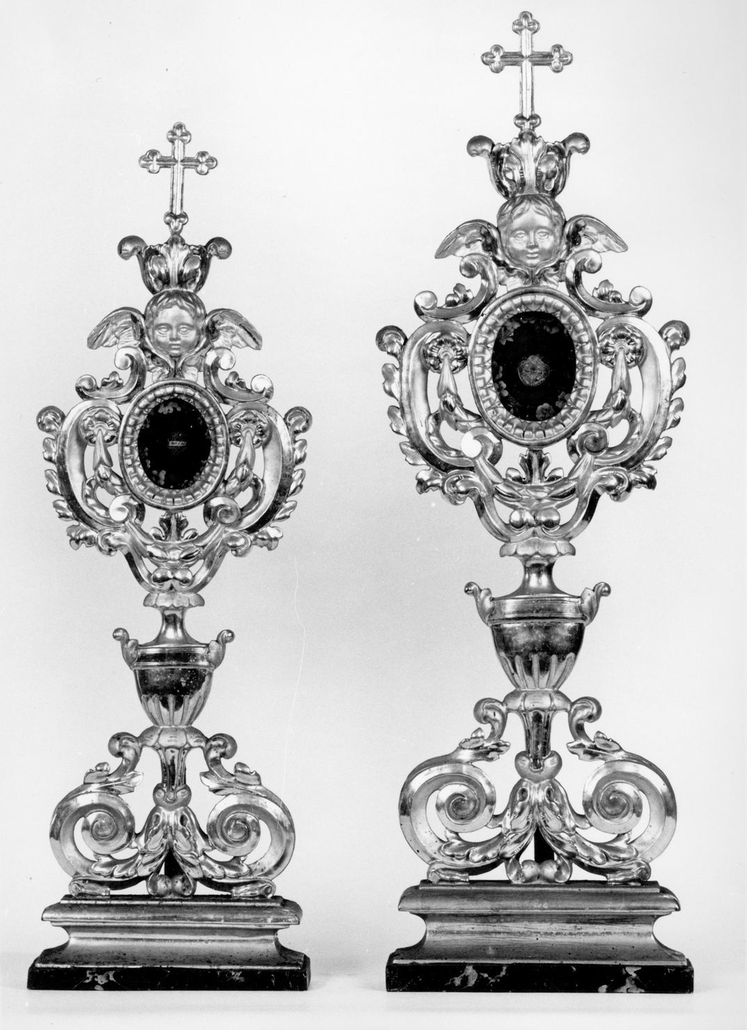 reliquiario - a ostensorio, serie - bottega senese (seconda metà sec. XIX)