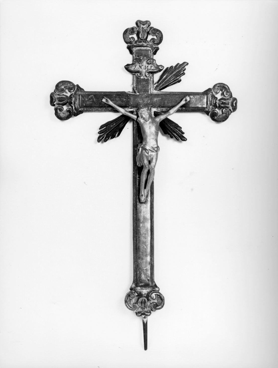 Cristo crocifisso (croce processionale) - bottega senese (seconda metà sec. XVIII)