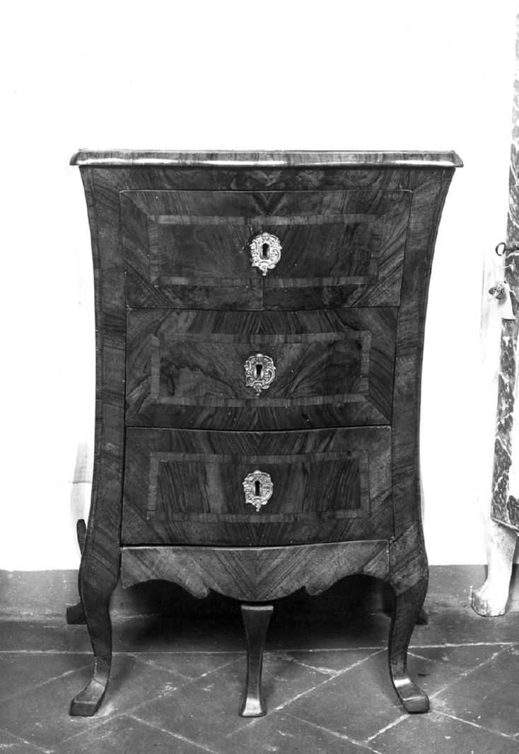 comodino - bottega toscana (metà sec. XVIII)