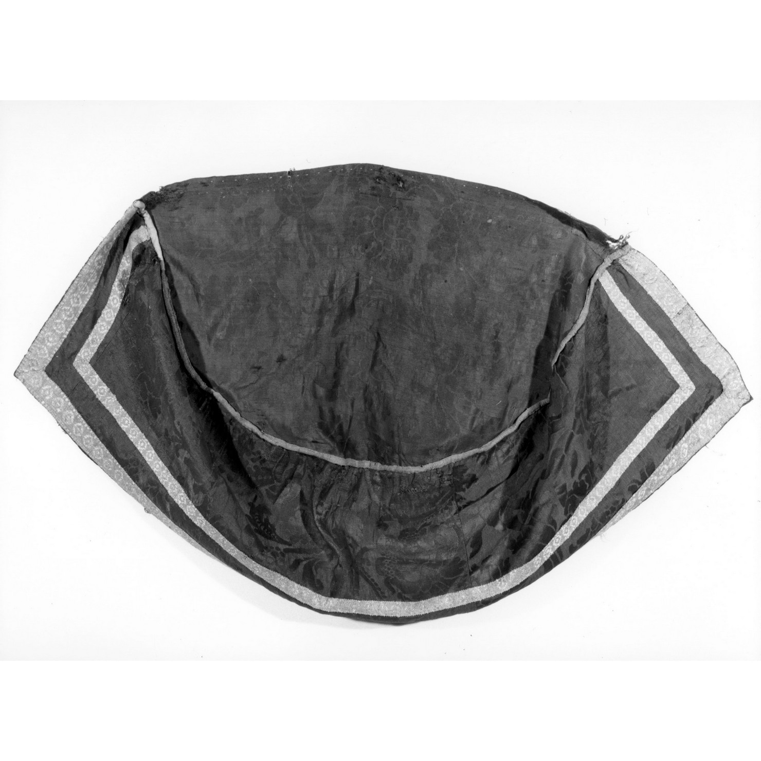 coperta di immagine sacra - manifattura italiana (ultimo quarto sec. XIX)