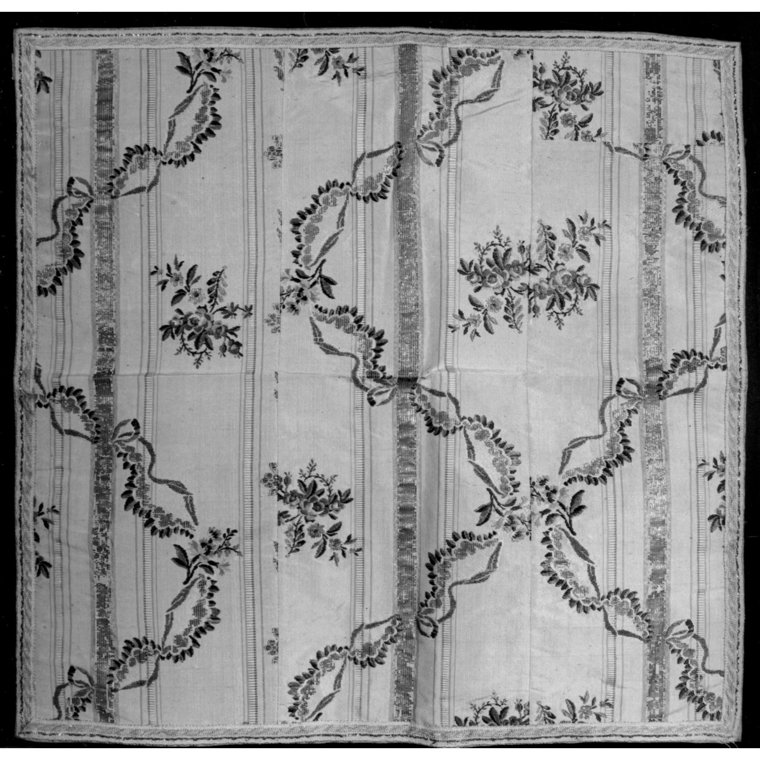 velo di calice - manifattura italiana, manifattura francese (ultimo quarto sec. XVIII)