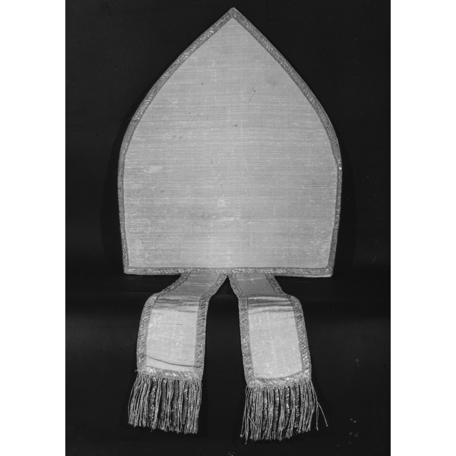 mitria - manifattura italiana (sec. XX)