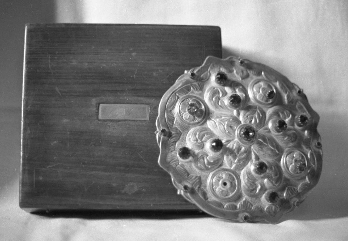 fermaglio di piviale - bottega senese (sec. XIX)