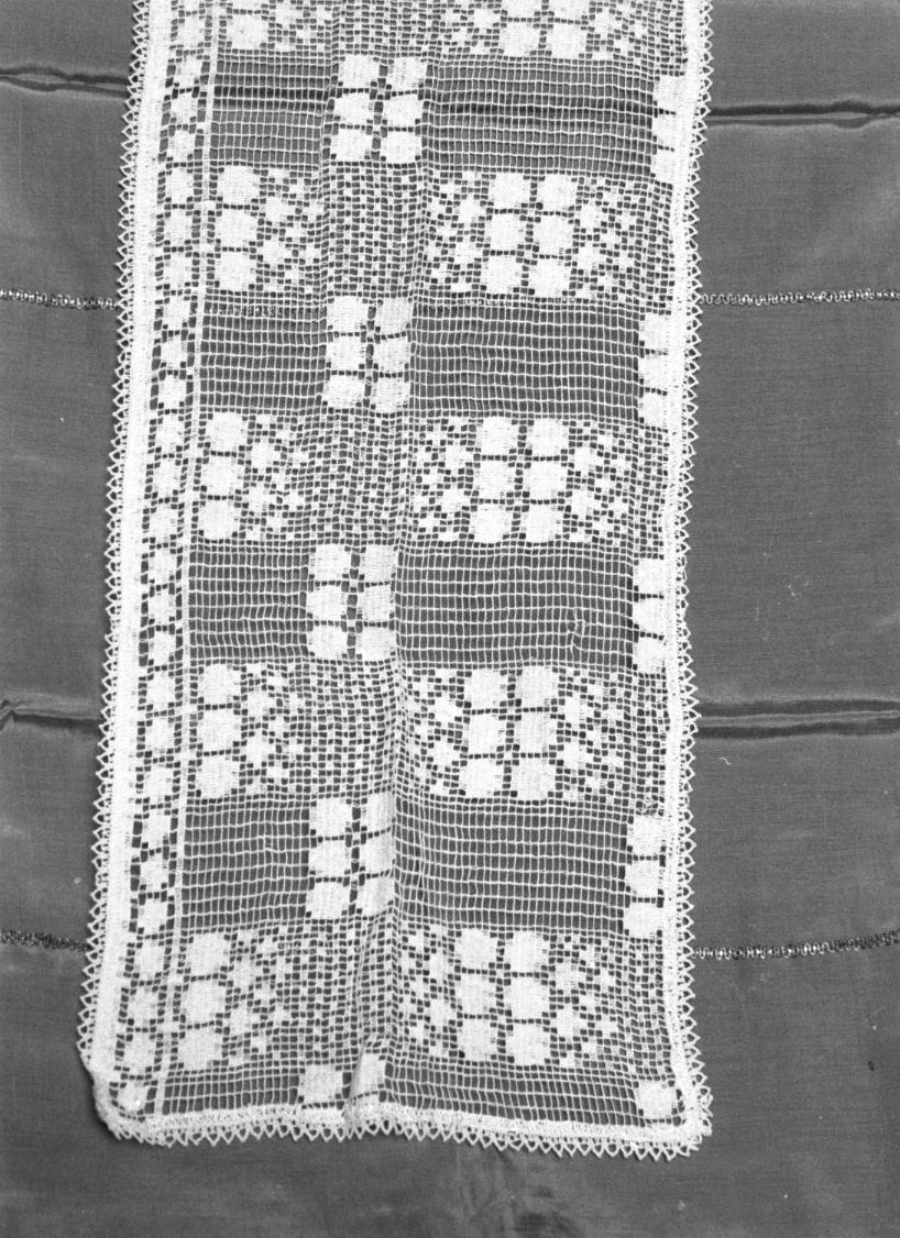 tendina, serie - manifattura toscana (prima metà sec. XX)