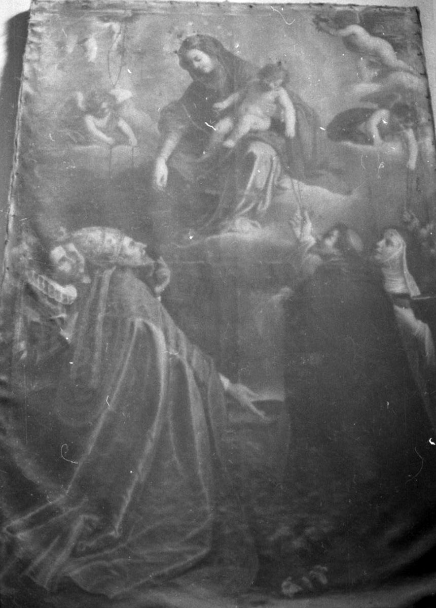 Madonna del Rosario con San Cerbone, Santi cavalieri, San Domenico e Santa Caterina da Siena (dipinto) di Vanni Raffaello (attribuito) (sec. XVII)
