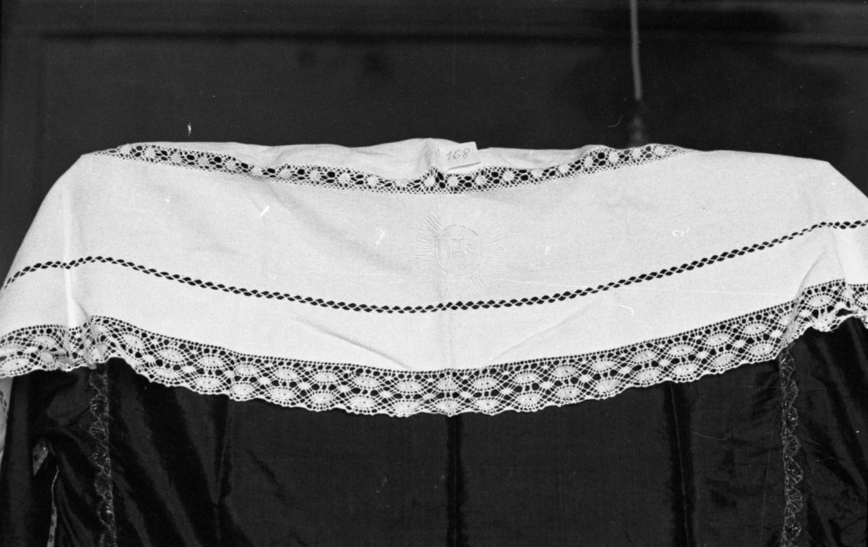 tovaglia d'altare - manifattura italiana (prima metà sec. XX)