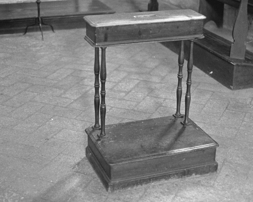 inginocchiatoio - bottega toscana (seconda metà sec. XIX)