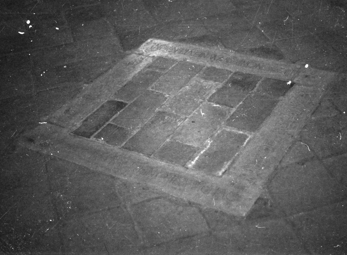 lastra tombale - bottega toscana (sec. XVI)