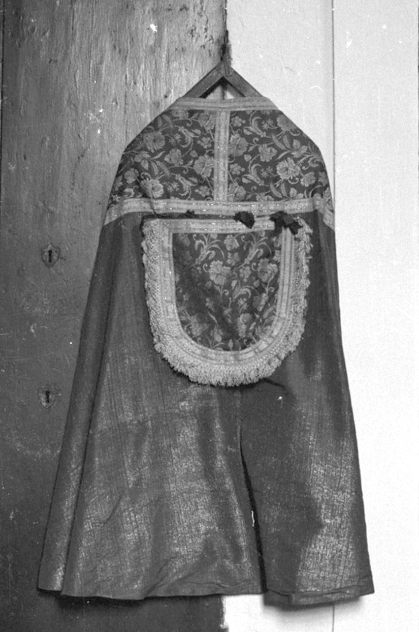 piviale - manifattura toscana (secc. XVIII/ XIX)