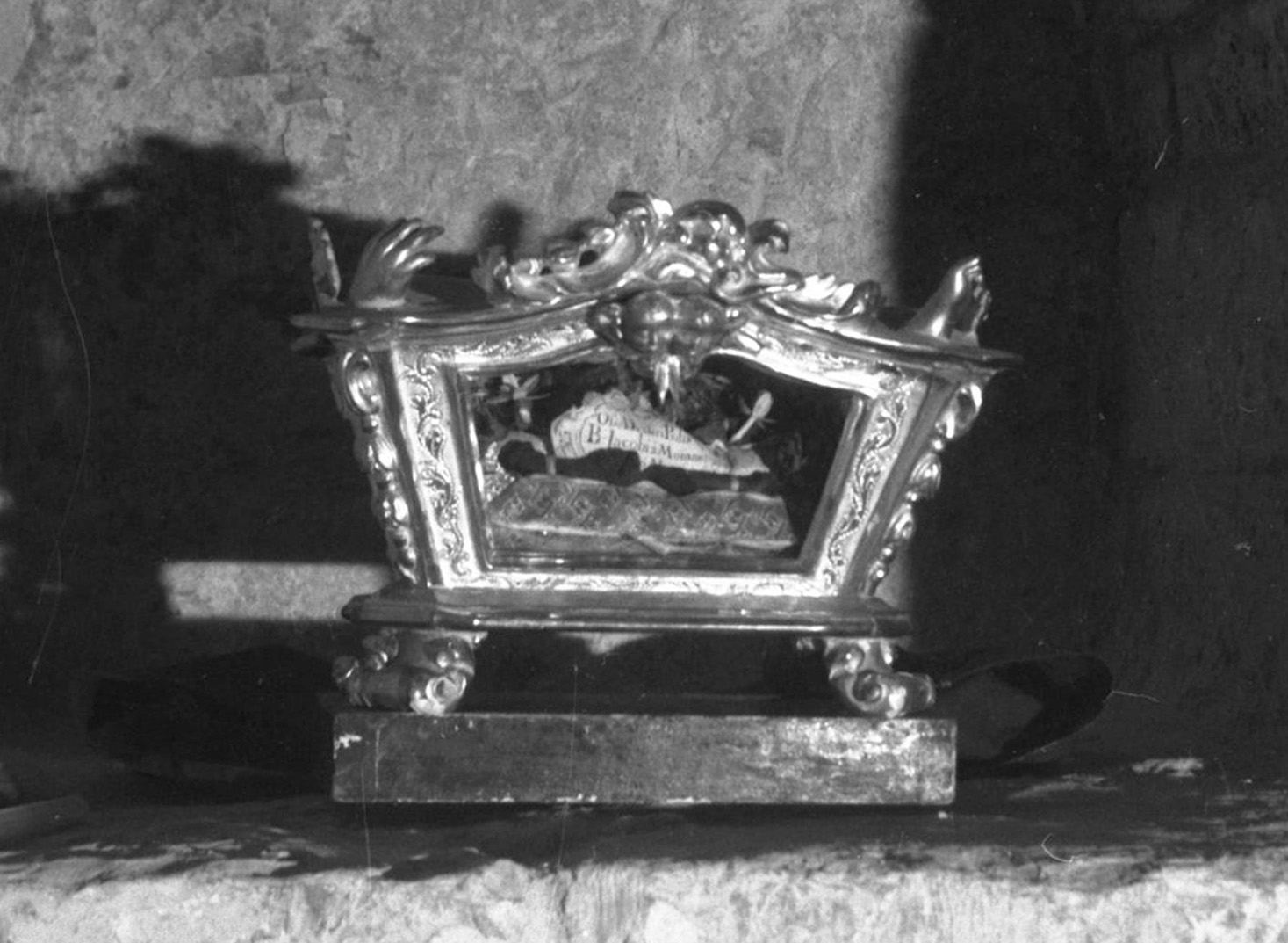 reliquiario a teca - a urna - bottega toscana (sec. XVIII)