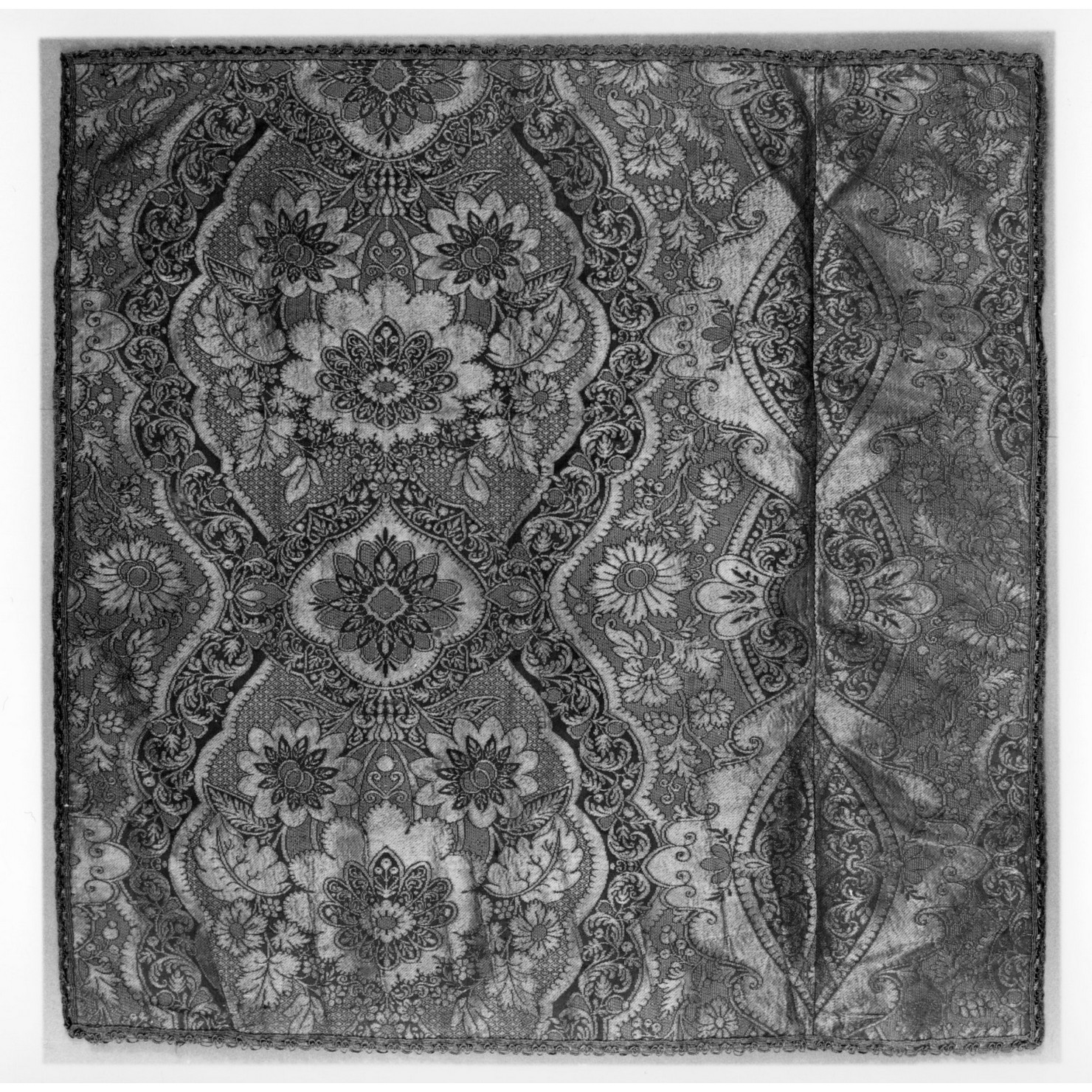 velo di calice - manifattura francese, manifattura italiana (inizio sec. XVIII)