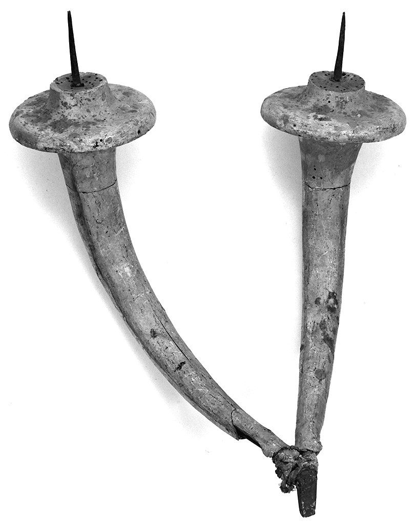 candeliere da parete, serie - produzione senese (seconda metà sec. XVIII)